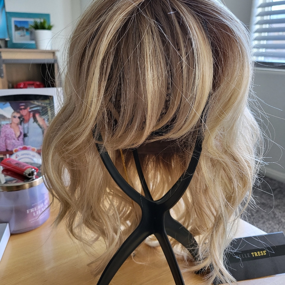 Belletress wig